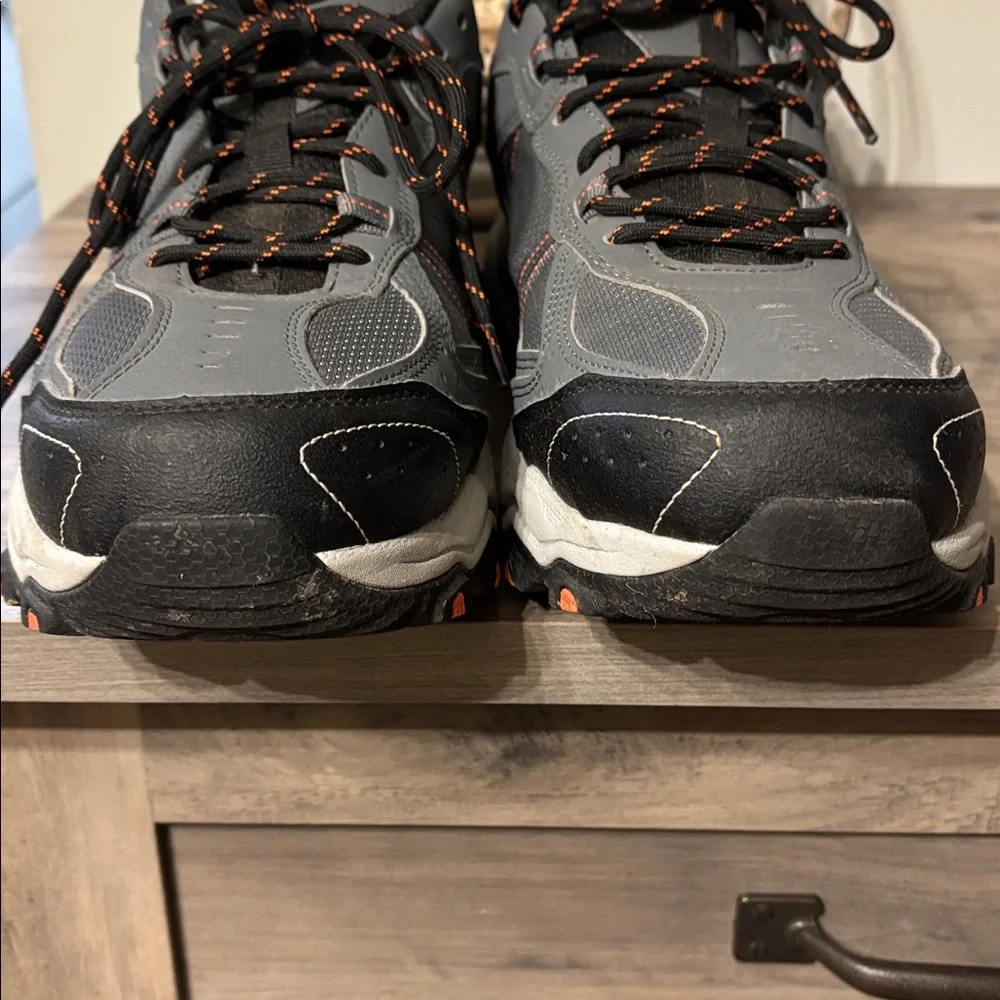 EUC Men's Size 14 Skechers Stamina AT Lace Hiking Trail Design Athletic Sneaker
